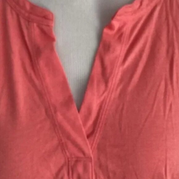 New Super soft Cynthia Rowley sleeveless shirt - Picture 4 of 8